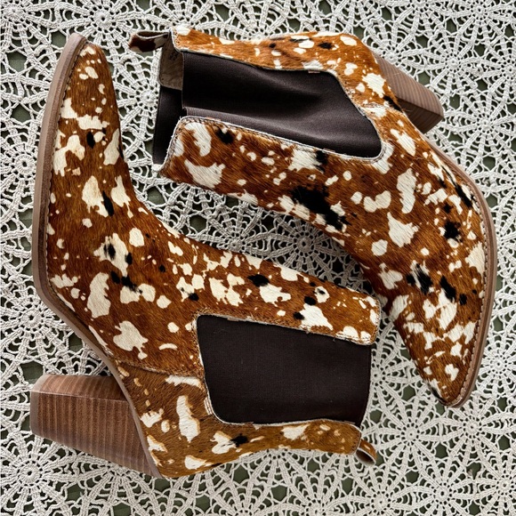 Diba True faux hair 9.5 women’s ankle boot bootie. Browns . Preloved - Picture 6 of 11